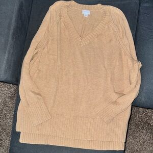 Women’s Old Navy V-Neck Tan Sweater